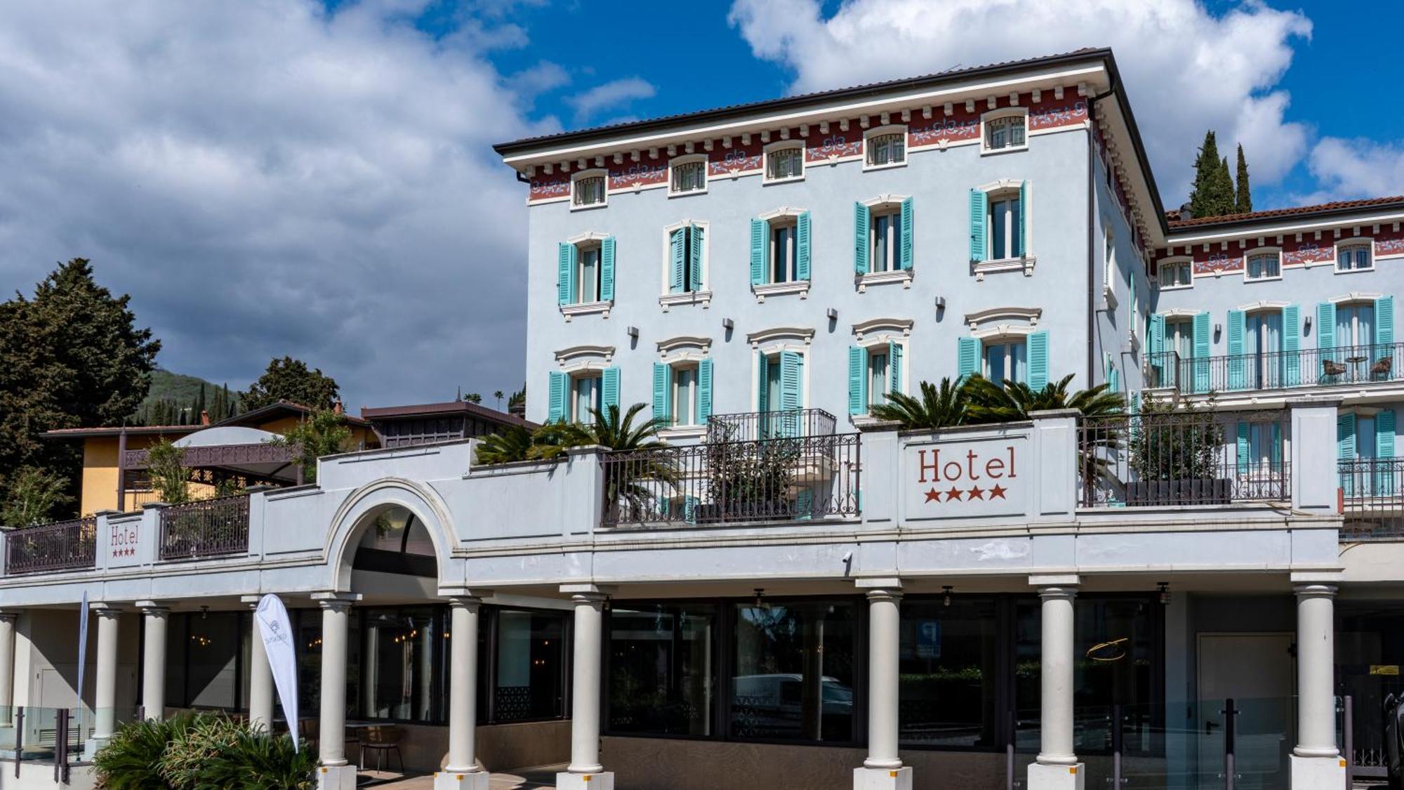 Gardone Palace Hotel Gardone Riviera Exterior foto